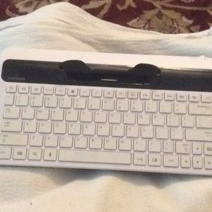 Samsung Keyboard Dock